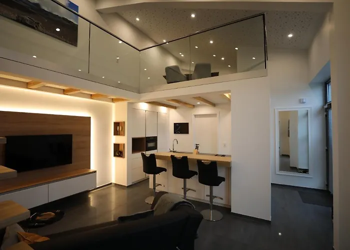 Loft- Perfekt Fuer Fahrradfahrer Apartman